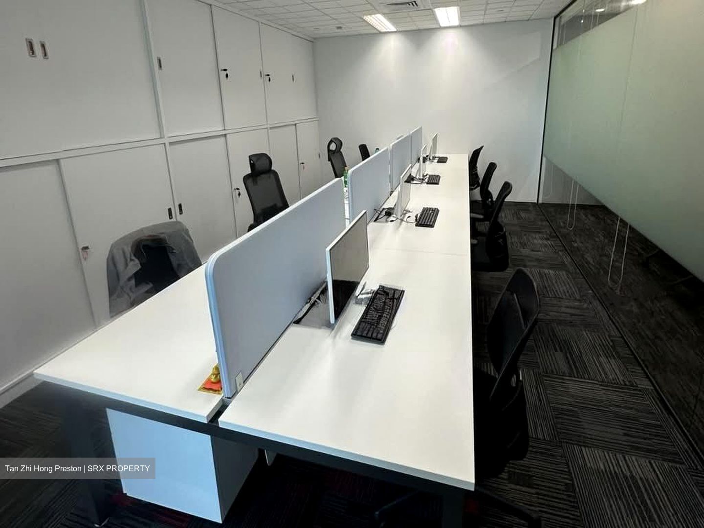Republic Plaza (D1), Office #584319341